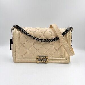 Chanel Boy Bag Calfskin Tas Shoulder #236182C29B